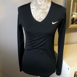 Nike dryfit long sleeve v-neck